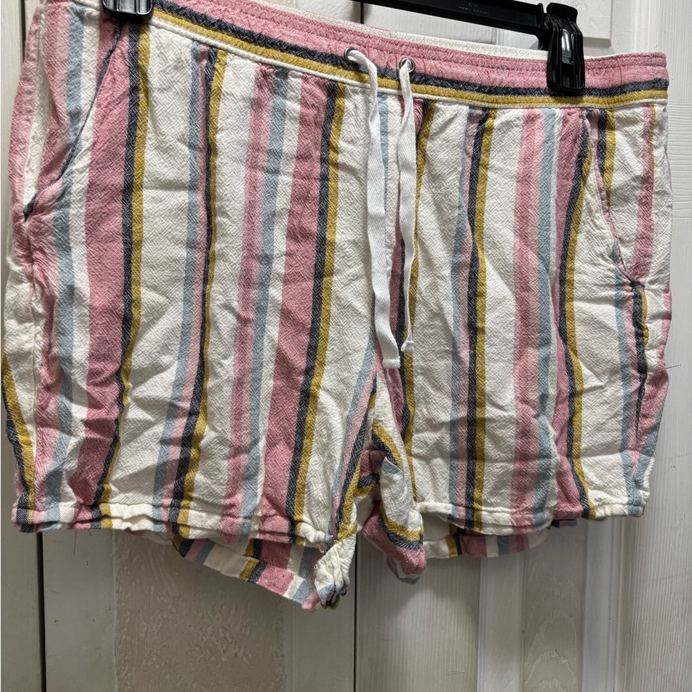 DASH shorts
